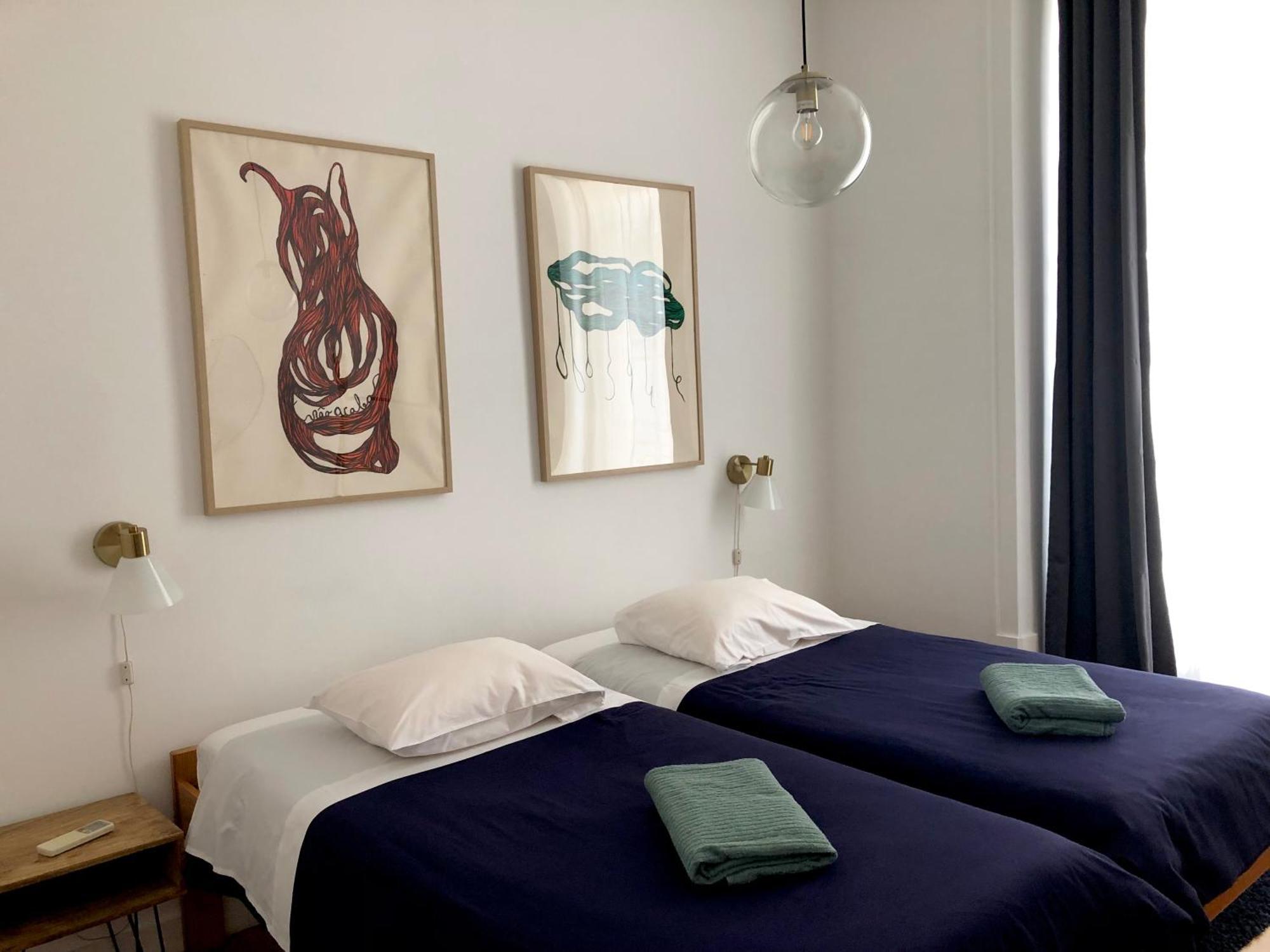 Living Lounge Hostel Лиссабон Экстерьер фото